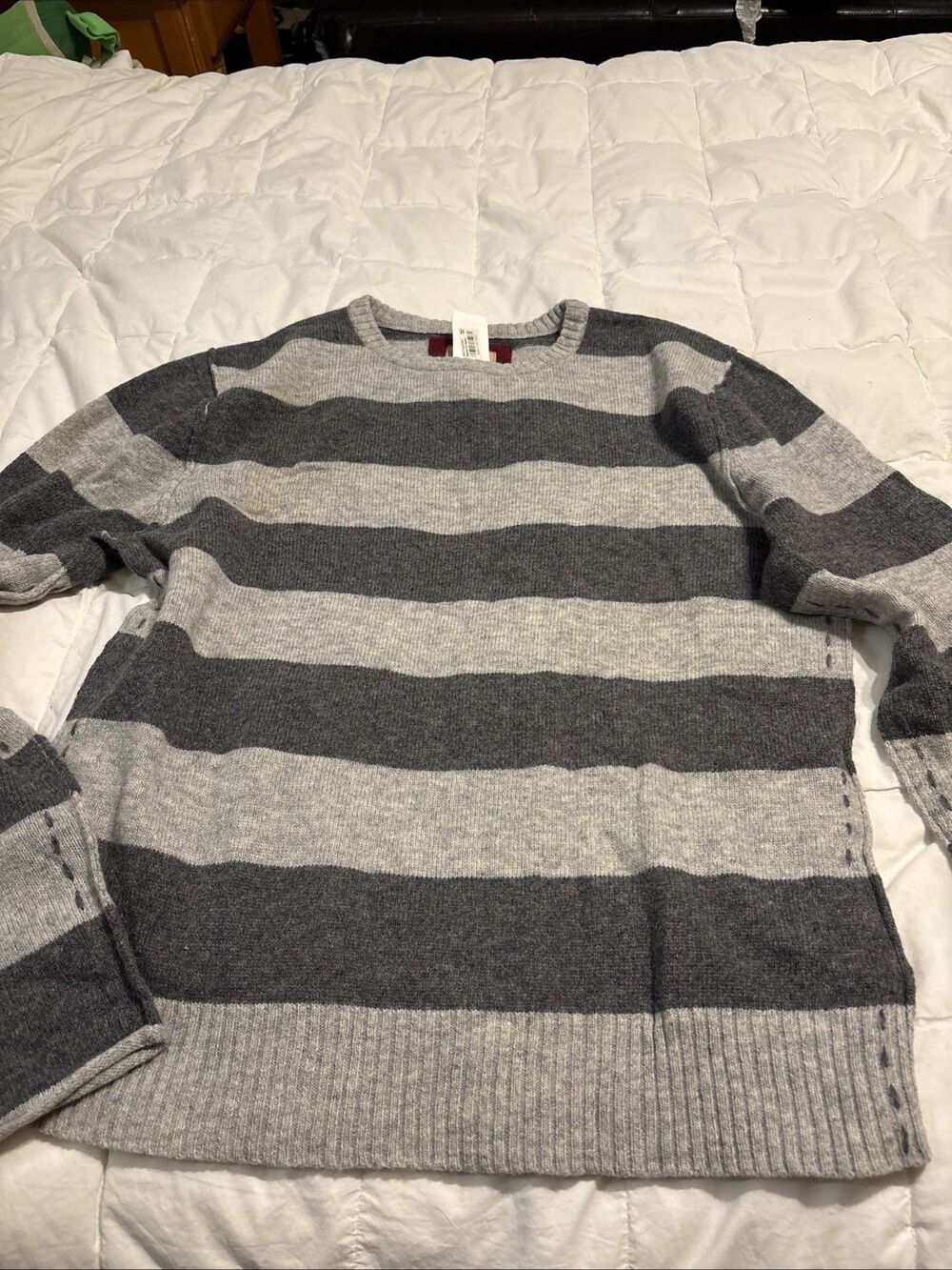 Double A Genuine Quality Men Size Large Stripped Knit Sweater gray